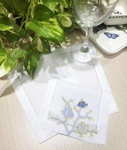 Servilletas de Cóctel Modernas Bordadas con Peces y Corales, Personalizadas al por Mayor, 6*9 Pulgadas, Duraderas, Reutilizables, 100% Algodón, para Eventos - Product Image 3