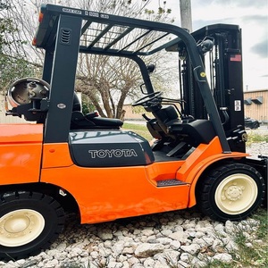 Mini chariot élévateur électrique conçu pour les opérations d'entrepôt, offrant une forte performance de levage et un système d'alimentation économe en énergie - Product Image 2