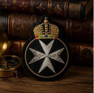 Écusson brodé personnalisé croix argentée avec motif aigle couronné, à coudre en dentelle, badge en tissu avec épingle de sûreté pour vêtement, style circulaire - Product Image 2