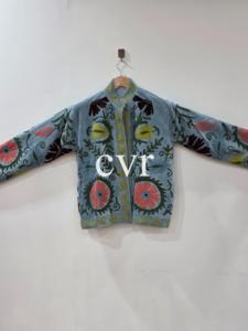 Abrigo de Lujo para Mujer, Bordado a Mano, Estilo Suzani, de Terciopelo, Ecológico, Estilo Uzbeko, para Invierno, Estilo Boho, para Fiestas - Product Image 2