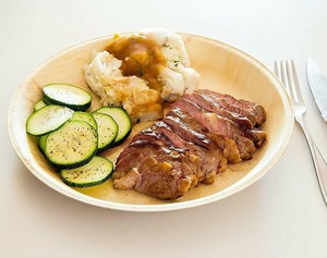 ชามไม้ไผ่ทรงสี่เหลี่ยมรักษ์โลก ชามใบปาล์มแบบใช้แล้วทิ้ง ย่อยสลายได้ ปลอดสารเคมี สำหรับงานปาร์ตี้ งานแต่งงาน - Product Image 4