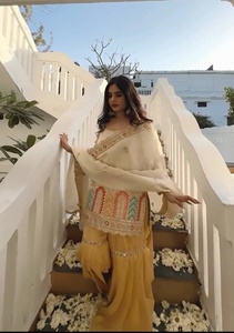 Costume Salwar Palazzo de créateur en soie véritable chinon à l'avant et à l'arrière beau mariage Kurti indien pakistanais à la mode soie élégante - Product Image 3