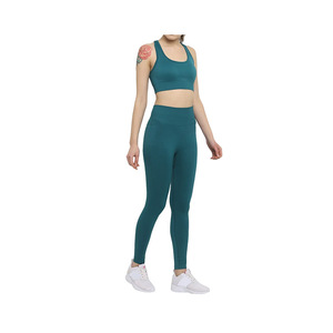 Ensemble de yoga professionnel pour femmes - Solide, grande taille, respirant, séchage rapide, écologique, 2 pièces, longueur genou, décontracté, printemps, design unique - Product Image 4