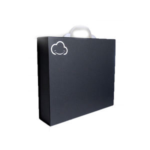 Coffret cadeau en carton de luxe grand papier offset pliable avec ruban interchangeable et fermeture magnétique sérigraphie - Product Image 4