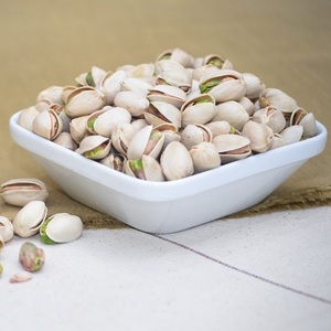 Pistaches à prix abordable pour les collations quotidiennes, la pâtisserie, les desserts, les confiseries, les recettes et les applications de garniture alimentaire - Product Image 6