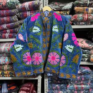 Chaqueta de terciopelo con bordado floral, cuello mandarín, manga larga, estilo Prairie Chic para mujer, diseño hecho a mano - Product Image 6