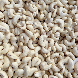 Nueces de Anacardo W240 al Vacío a Granel Baratas, Nueces de Anacardo SANTIGO Exportadas al Medio Oriente, W320 - Product Image 1