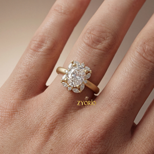 Anillo de Compromiso y Boda con Halo Floral de Diamantes Cultivados en Laboratorio, Corte Ovalado, 1.09 CT, con Piedras Laterales Redondas y Marquise, Plata de Lujo - Product Image 3