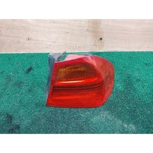 ชุดไฟท้ายด้านขวา สำหรับรถยนต์ BMW ซีรีส์ 3 ปี 2003-2010 ของแท้ OEM รุ่น 6937458 มือสอง - Product Image 2