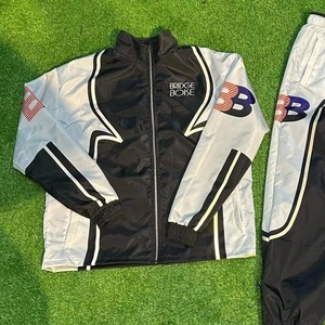 Lightweight Nylon Polyester Sports Windbreaker Set Custom Hooded Zip Jacket Training Outfit for Gym Running Sports Running - Product Image 2