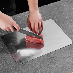 Planche à découper en acier inoxydable de qualité supérieure pour la cuisine et la préparation des aliments, idéale pour les hôtels et la maison - Product Image 1