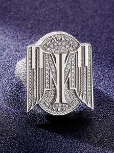 Anillo de Plata 925 con Moissanita y Letra Incrustada, Unisex, para Regalo de Boda o Fiesta - Product Image 4