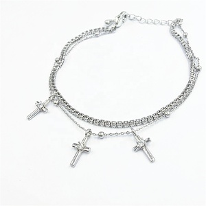Bracelet chaîne avec pendentif croix bohème plaqué rhodium et strass en cristal, cadeau unisexe, plaqué 4 couches - Product Image 5