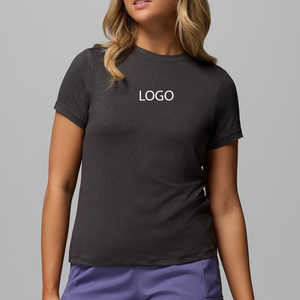 Design élégant à manches courtes, vêtements décontractés pour les acheteurs en gros, inspiration classique, coton / T-shirt à col rond pour femme à manches courtes avec logo - Product Image 1