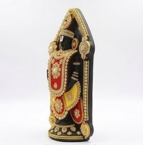 Estatua de Raja Rani en Tono Rojo Dorado Hecha a Mano, Figura de Diosa de Resina con Cuentas de Perlas para Decoración del Hogar, Sala de Estar o Mesa - Product Image 4