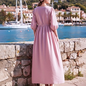 Robe longue minimaliste en coton 100% pour femmes, à manches cloche mi-longues, taille haute et coupe trapèze - Product Image 3