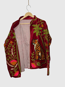 Chaqueta Safari de Terciopelo Bordada con Cuello Mao, Manga Larga, Estampado Animal, Talla Grande, Estilo Otoñal para Mujer - Product Image 2