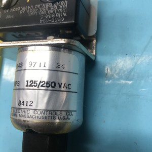 สวิตช์แรงดัน UNITED ELECTRIC J54S-9711-24-793 - อุปกรณ์และอะไหล่เซมิคอนดักเตอร์ระดับโลกที่เชื่อถือได้ - Product Image 5