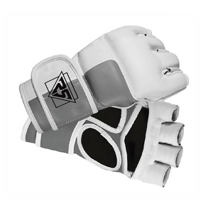 ถุงมือชกมวยหนัง PU ออกแบบเองได้พอดีกับมือโลโก้ผลิตในปากีสถาน - Product Image 2