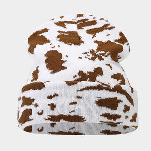 Gucha Sports Nuevo Gorro de Punto Acrílico 100% con Estampado de Vaca, Jacquard, Cálido, Grueso, con Puño y Logotipo Personalizado, Unisex para Adultos - Product Image 6