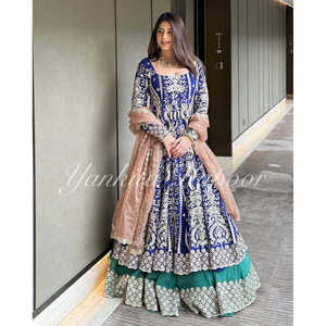 Ensemble robe de soirée styliste fantaisie haut de soirée Lehenga Dupatta - Product Image 1
