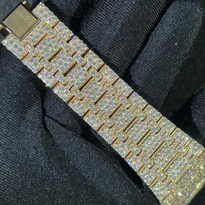 นาฬิกาข้อมือรุ่นลิมิเต็ดอิดิชั่น สแตนเลสสตีล ระบบออโตเมติก ดีไซน์คลาสสิก ฮิปฮอป สำหรับทุกเพศ  งานฝีมือประณีต  ตกแต่งด้วยอัญมณีสวยงาม - Product Image 3