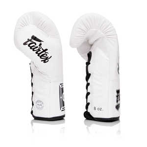 ถุงมือชกมวย FAIRTEX สีขาว น้ำหนักเบา ระบายอากาศได้ดี ปรับขนาดได้ แบบติดตีนตุ๊กแก สำหรับฝึกซ้อม สำหรับผู้ใหญ่ - Product Image 5