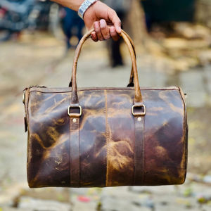 Bolsa de Viaje de Cuero de Grano Completo de Alta Calidad, Gran Capacidad, Ecológica, para Viajes Cortos, Sesiones de Gimnasio, Viajes de Negocios Profesionales - Product Image 1