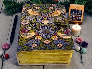 Handmade <b>Floral</b> Bird Pattern Vintage Hardcover Journal with Leather Cover Antique Lock Water Color Pages 200 Sheets - Product Image 5