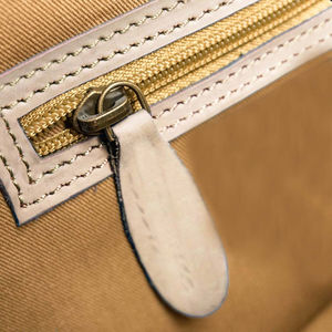 Bolsa de Lona de Cuero Impermeable de Estilo Nuevo y Color Único, Bolsa de Lona Deportiva de Moda para Viajes y Entrenamiento al Aire Libre en Venta - Product Image 5