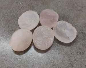 โรสควอตซ์ดรูซี่ทรงรีแบบคาโบชอง หินพลอยธรรมชาติขนาดมาตรฐาน สำหรับทำเครื่องประดับและงานฝีมือ - Product Image 6