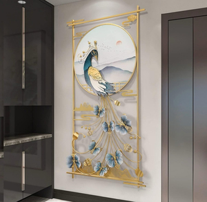 Vase mural sculpté en acier inoxydable argenté fait main, best-seller, pour une décoration intérieure élégante, disponible à la vente - Product Image 6