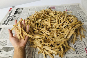 COMPETITIVE PRICE DRIED PEANUT <b>WORM</b> SUPERFOOD DRIED SEA <b>WORM</b> EXPORT STANDARD - Product Image 1