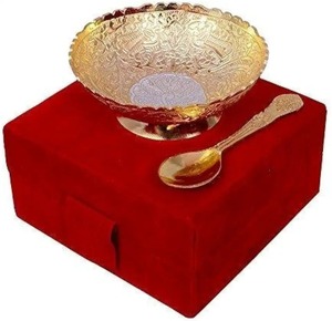 Plateau de service rond en métal martelé, finition or poli, fait main, design moderne et luxueux, idéal pour les desserts et les repas. - Product Image 5