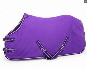 Manta para Caballos de Primera Calidad para Uso en Establos, Protección en Viajes Contra el Polvo y el Clima Frío, Manta para Caballos de Exterior Premium por Exportador - Product Image 1
