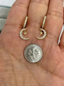 Pendientes de Plata de Ley 925 con Forma de Luna Creciente y Estrella de Moissanita, Joyería de Lujo para Mujer, Regalo - Product Image 4