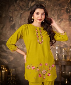 Conjunto de Dos Piezas Bordado en Rayón Pesado, Ropa Tradicional Étnica para Mujer, Informal, Largo hasta la Rodilla, Secado Rápido 86710 DIVA-174 - Product Image 2