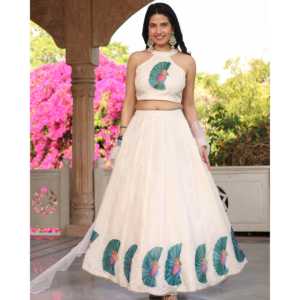 Maandvi pour ensemble Lehenga Choli en soie peinte à la main motif paon, taille XS, pour mariage, origine Rajasthan, toutes saisons - Product Image 3