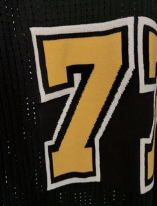 Camiseta Deportiva de Fútbol Americano Negra y Dorada, Tejida, Cuello en V, Sin Mangas, Uniforme de Equipo Personalizado, Ecológica, de Secado Rápido y Transpirable, de Poliéster - Product Image 5