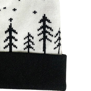 ODM Venta al por Mayor Gorro de Punto Personalizado con Logotipo Unisex de Lana/Algodón de Color Sólido Negro Blanco con Etiqueta, Estilo Vintage con Patrón de Puntos para Invierno - Product Image 6