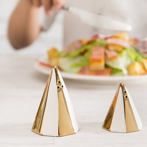 Salero y pimentero de metal premium en oro y plata, dispensador moderno de sal y especias para mesa de comedor, hogar, hotel, restaurante. - Product Image 1