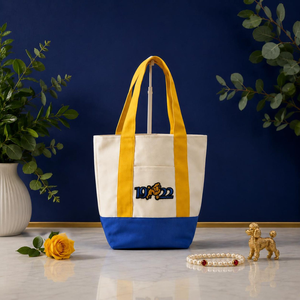 กระเป๋าสัปดาห์สำหรับเดินทางส่วนตัวลายพุดเดิลสุดน่ารักจาก SGRHO Apparel ของขวัญชิ้นสำคัญจากงานมรดกกระเป๋าโท้ทเดินทางสั่งทำเฉพาะบุคคลกระเป๋าของขวัญ - Product Image 4