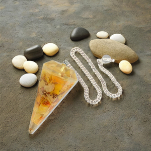 Pendule en Orgone de Pierre Gemme Aventurine Jaune, Outil de Radiesthésie en Cristal Naturel pour Guérison, Générateur d'Énergie pour Équilibrage des Chakras Reiki - Product Image 3