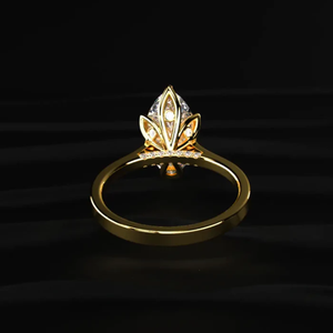 Anillo de Compromiso con Diamante Cultivado en Laboratorio de 1.01Ct, Corte Marquise, Color D-E, Claridad VVS-VS, Certificado IGI, Engaste de Puntas Tipo Tulipán, Elegante y Moderno con Diseño Floral para Mujer - Product Image 5