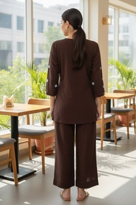 ชุดเซ็ตสีน้ำตาลสำหรับผู้หญิง แขนสั้น คอลเลคชั่นที่ดีที่สุด ราคาประหยัด เหมาะสำหรับใส่ทำงานและไปงานปาร์ตี้ - Product Image 4