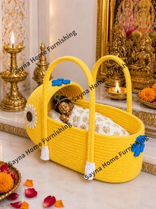 Panier artisanal traditionnel en bambou écologique fait main, couleur turquoise, bordure dorée, motif Jay Shri Ram, thème religieux, réutilisable - Product Image 2
