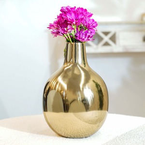 Vase de table minimaliste tendance, finition dorée, hauteur 18 cm, accent décoratif pour la maison - Product Image 6