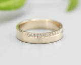 Anillo de Boda de Media Eternidad con Diamante Cultivado en Laboratorio de Oro Amarillo de 14K, Corte Brillante Redondo - Product Image 5