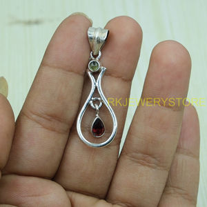 จี้รูปหยดน้ำเงินเงินแท้ 925 ประดับด้วยพลอยการ์เนตและพรีไนต์ ทำด้วยมือ จี้ห้อยประดับพลอย ขายส่งเครื่องประดับสำหรับผู้หญิง - Product Image 4