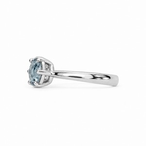 Anillo de Compromiso de Diamante Redondo de Corte Brillante Platino con Engaste Clásico de Garras, Joyería Fina para Mujer - Product Image 4